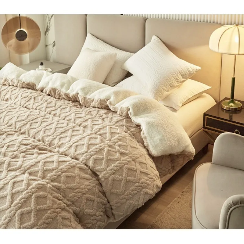 Obojstranná plyšová deka/ prehoz na posteľ 180x220 cm - hnedá