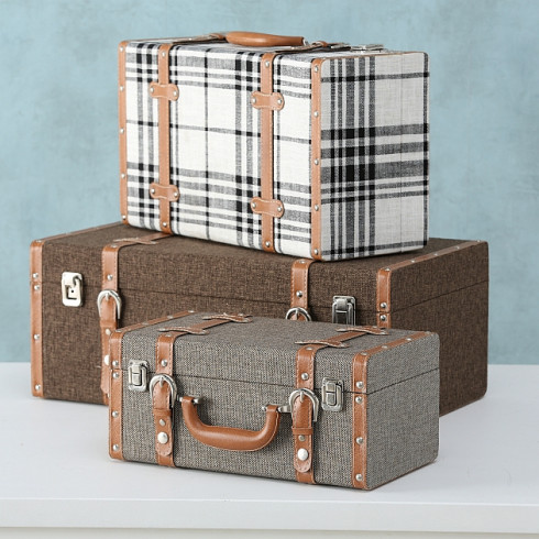 Dřevěný kufr 56 cm - největší