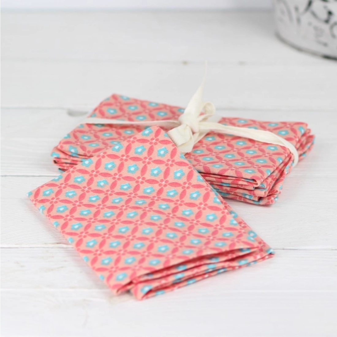 Bavlněné ubrousky s ornamenty 30 x 30 cm - set 4 ks, Isabella Rose