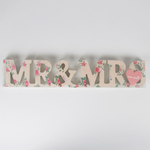 Drevený nápis MR & MRS s ružami