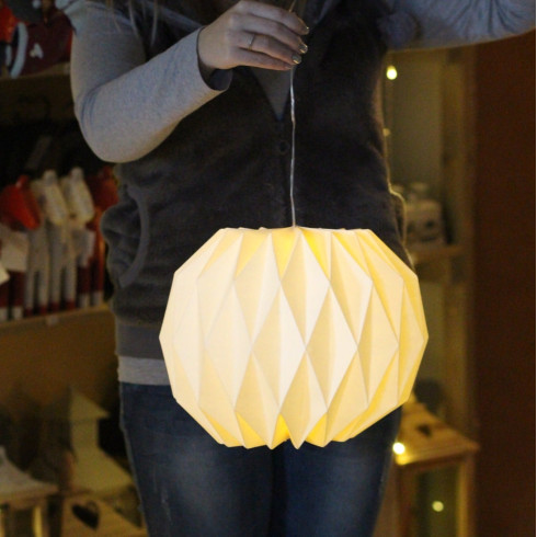 LED svítící lampion na zavěšení 28 cm