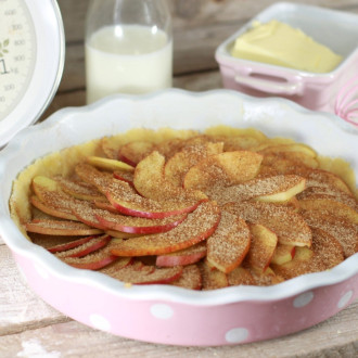 Keramická forma na koláč 26 cm ružová, Isabella Rose