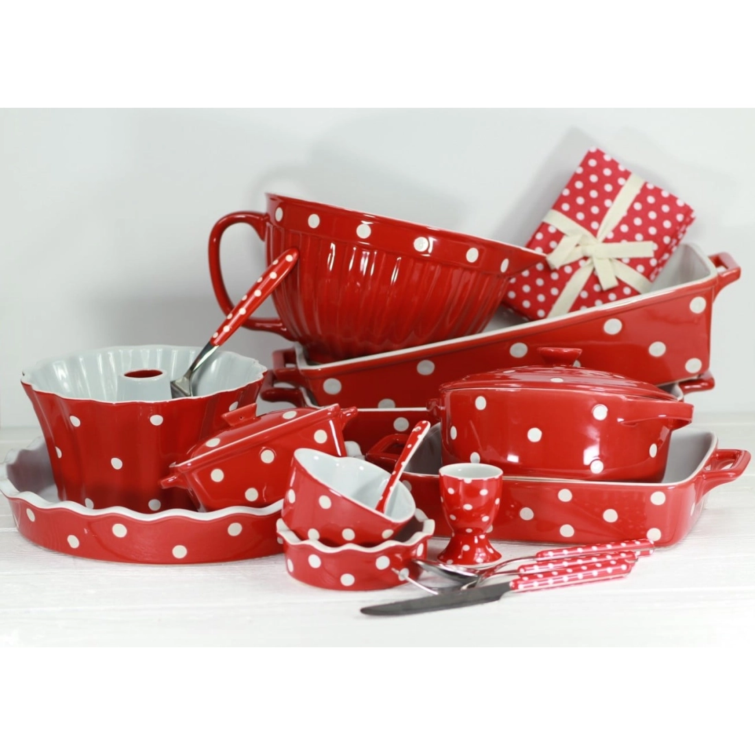 Keramická misa na cesto 22 cm - 2,5 L - červená, Isabella Rose