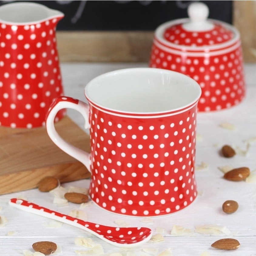 Porcelánový hrnček s bodkami 380 ml - červený