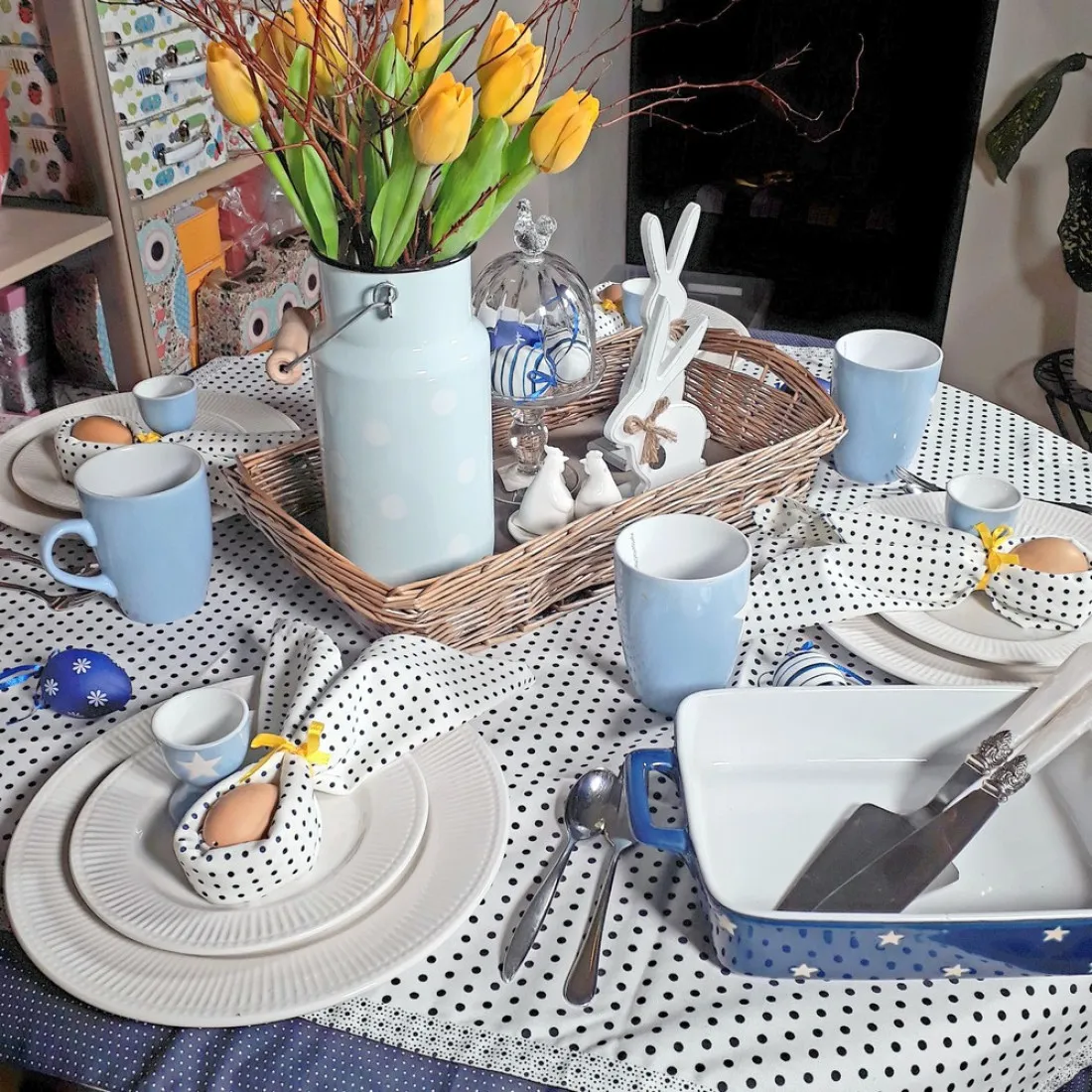 Porcelánový stojan na vajíčko Light blue Stars