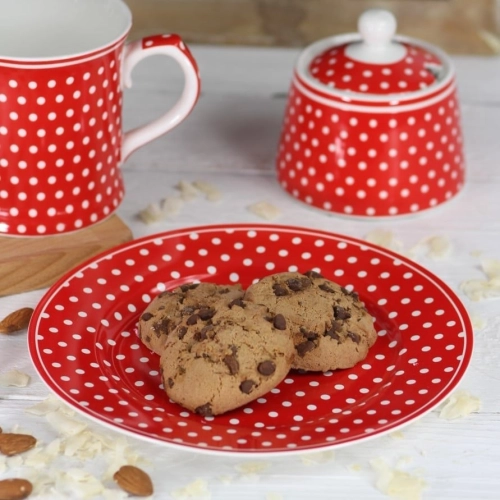 Porcelánový tanier s bodkami 19 cm - červený