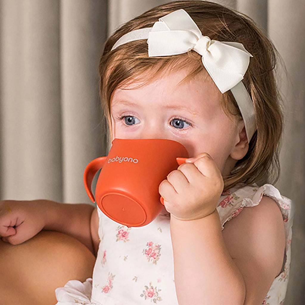 Ergonomický hrníček na učení Baby ono flow - modrý