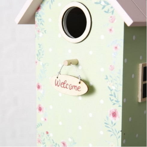 Drevená vtáčia búdka Antonia - 22 cm