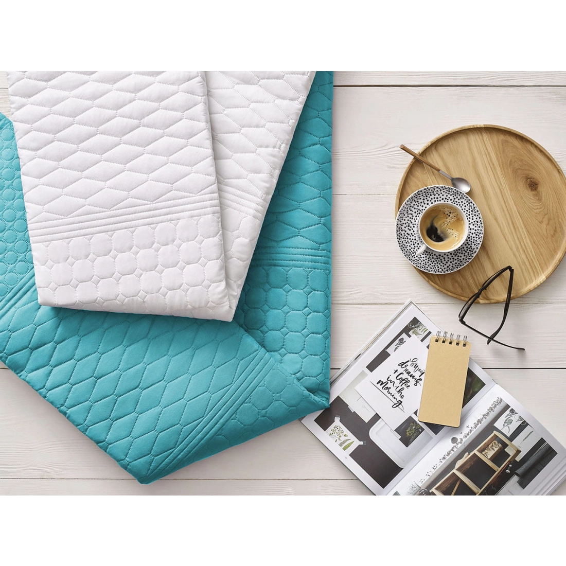 Obojstranný prehoz na posteľ Bueno - tyrkysový & svetlo sivý 200x220 cm