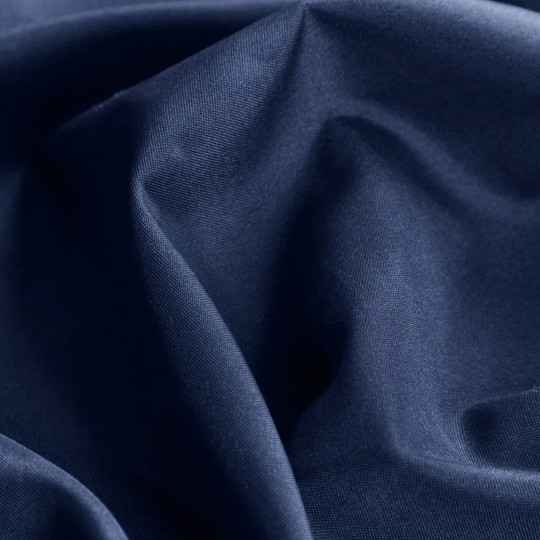 Rita függöny sima szövetből 140 x 250 cm - tengerészkék, dekoratív karikás rögzítés