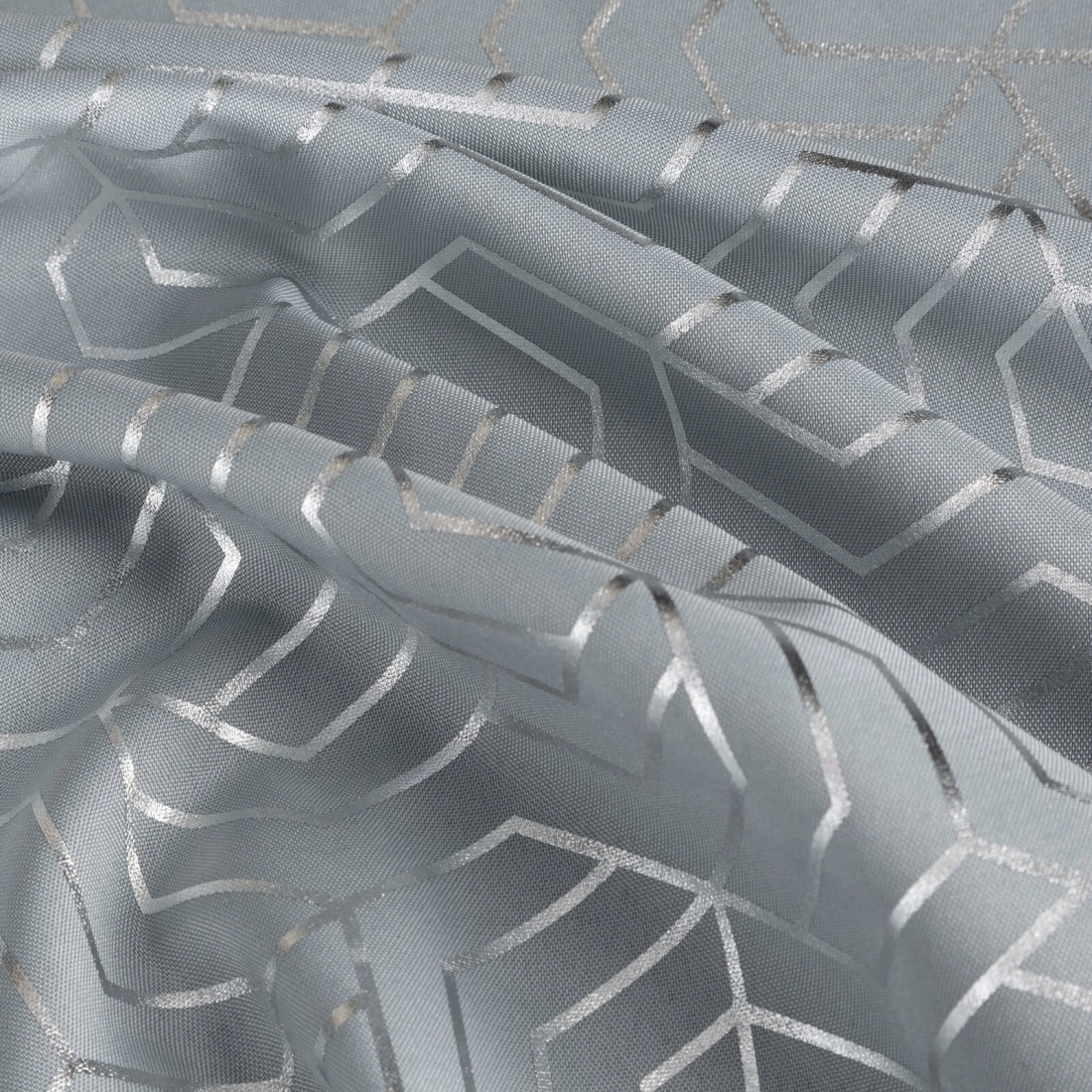 Geometriai mintás függöny 140 x 250 cm - ezüst - dekoratív karikás rögzítés