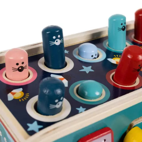 Drevený edukačný slon s kladivom