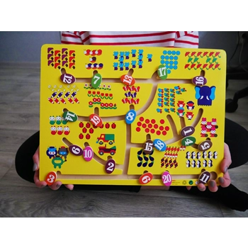 Dřevěný labyrint - čísla