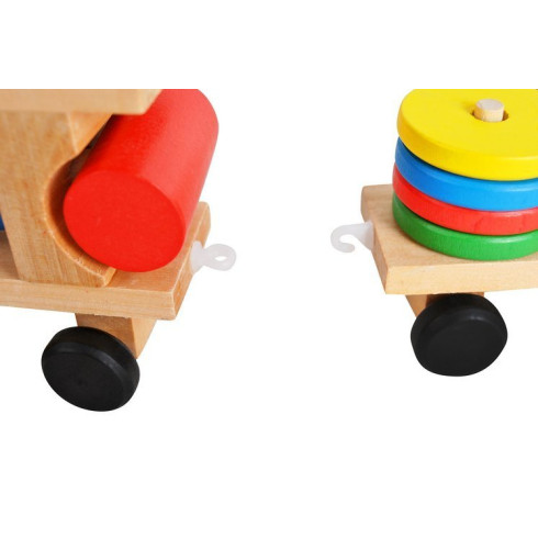 Dřevěný vláček s tvary pro děti