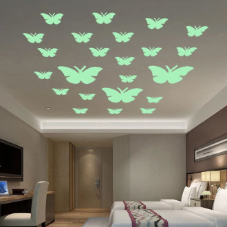 Svietiace motýle na stenu