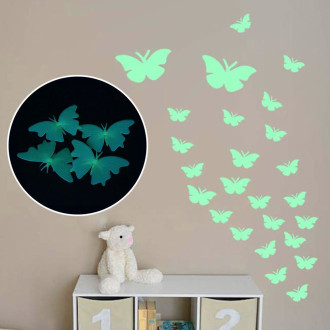 Svietiace motýle na stenu