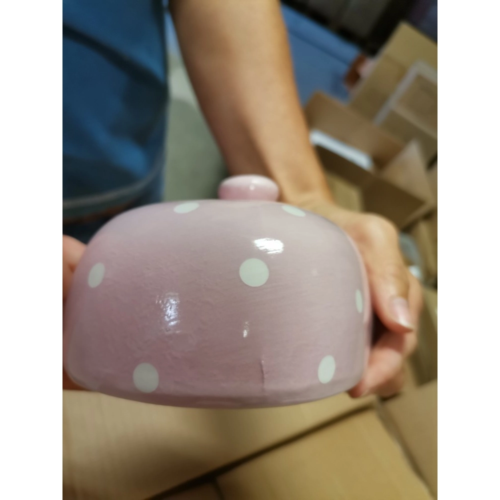 Keramická maselnička - ružová s bodkami 9×20,5 cm