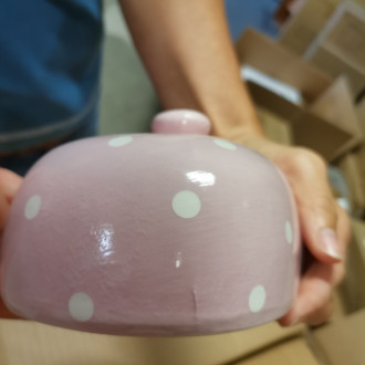 Keramická maselnička - ružová s bodkami 9×20,5 cm