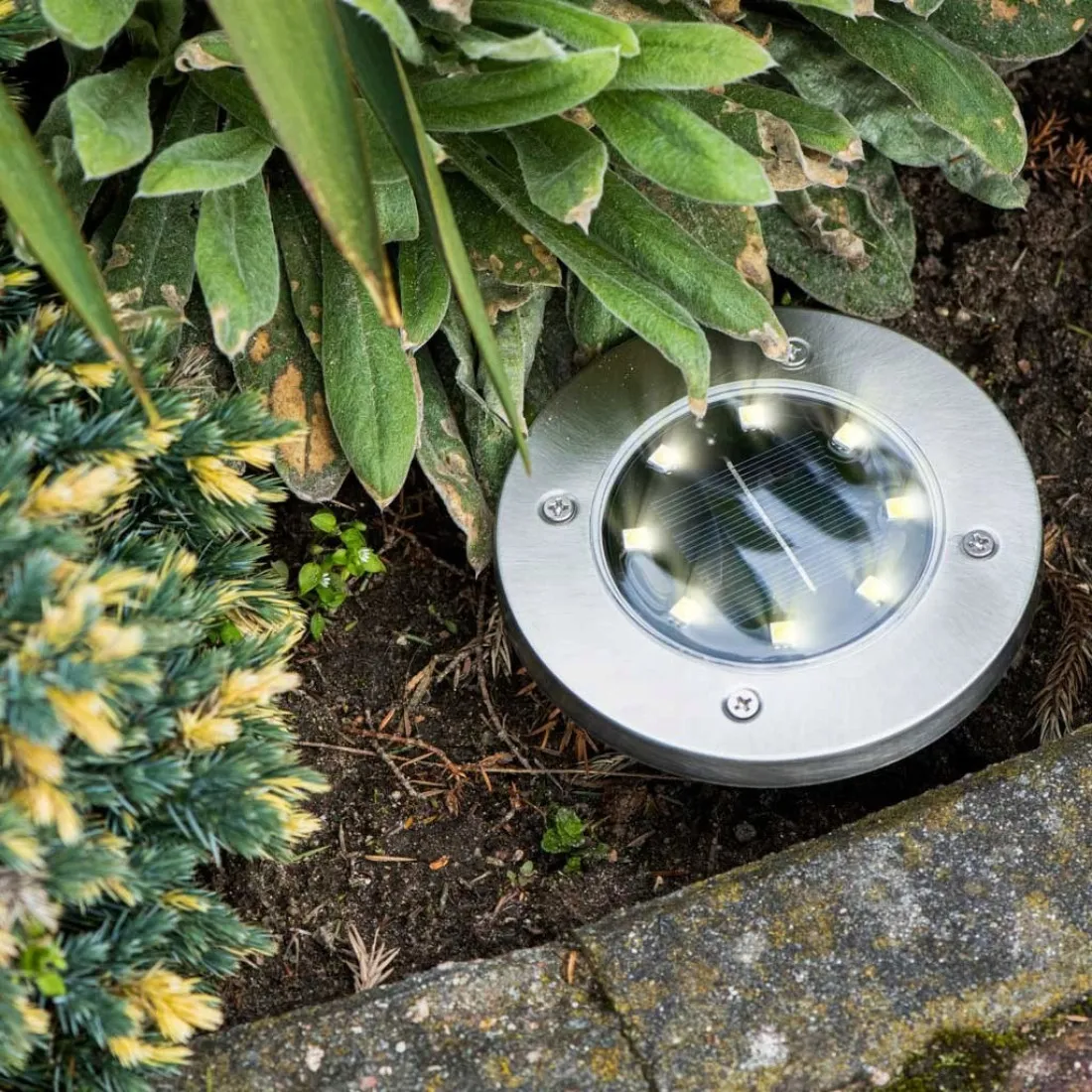 Solárne LED lampy 4 ks, 8 LED diód