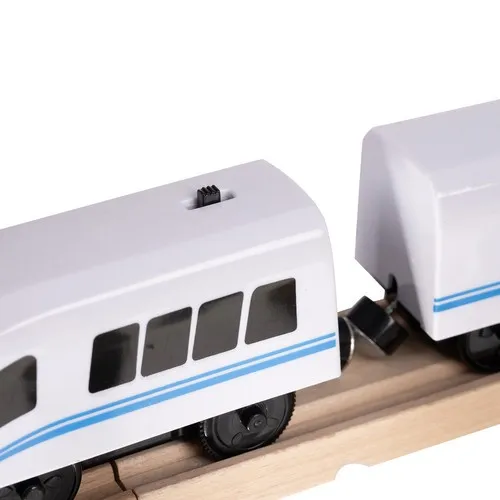 Dřevěná železnice - trať s vláčkem