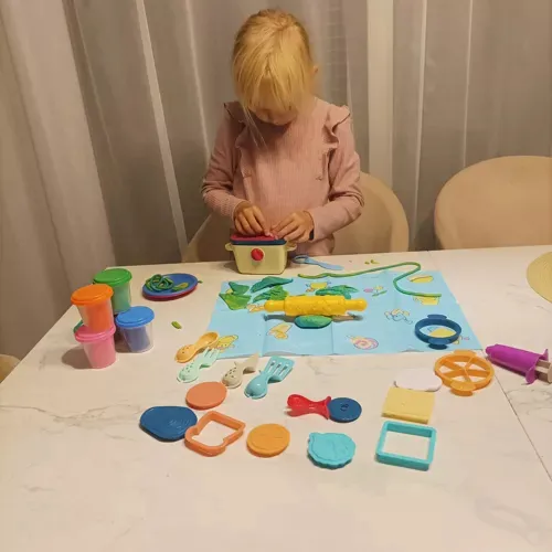 Velká plastelínová souprava s toustovačem a příslušenstvím