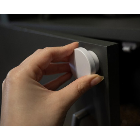 Bezpečnostná magnetická zábrana do skrine a zásuviek 4 ks