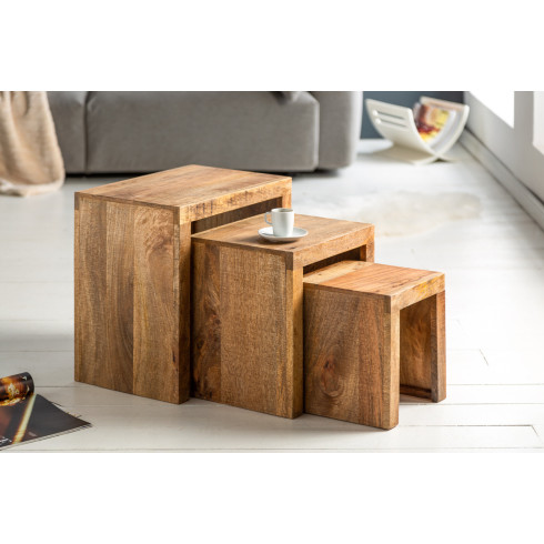 Dřevěný odkládací stolek Mango natur - set 3 ks