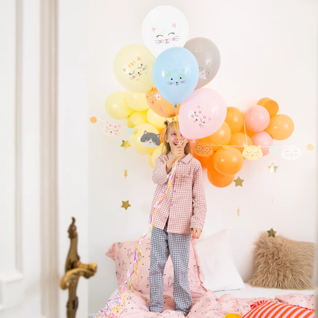 Cicás lufik 30 cm – 6 darabos készlet