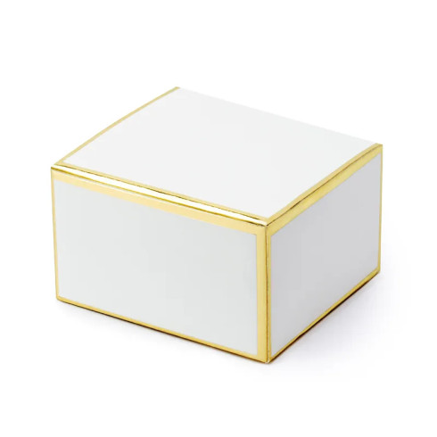 Fehér ajándékdobozok arany szegéllyel 6×3,5×5,5 cm – 10 db Fehér ajándékdobozok arany szegéllyel 6×3,5×5,5 cm – 10 db
