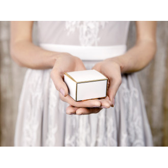 Bele darilne škatlice z zlatim robom 6 × 3,5 × 5,5 cm – 10 kosov