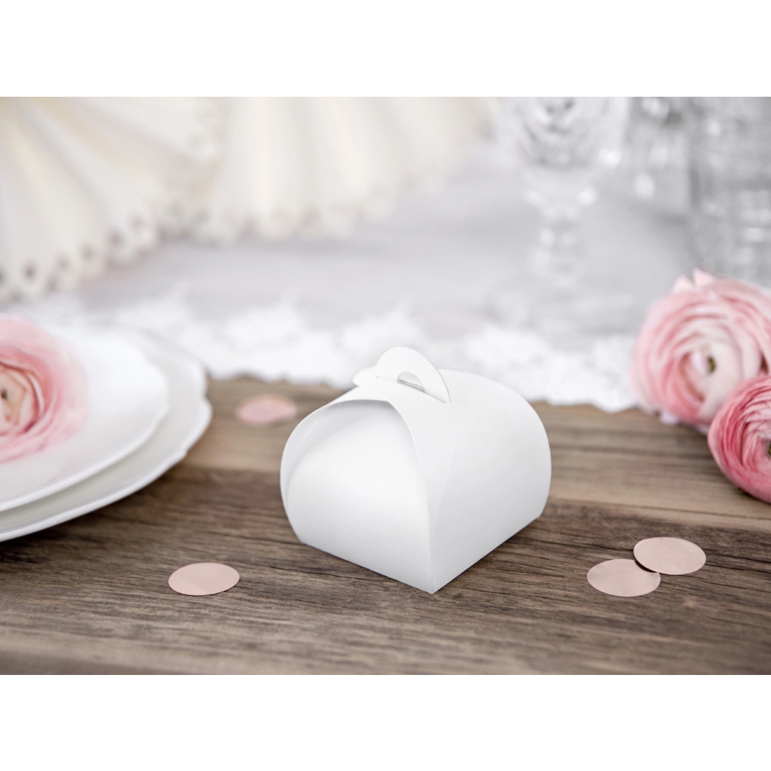Cutii albe din hârtie 6×6×0,5 cm – set 10 bucăți pentru cadouri