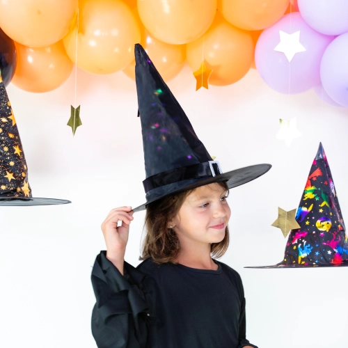 Fekete boszorkánysapka LED világítással