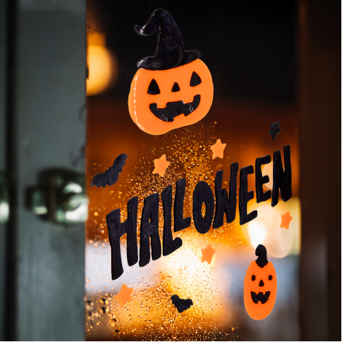 Fekete felirat Halloween – zselés ablakmatricák 17x42 cm Fekete felirat Halloween – zselés ablakmatricák 17x42 cm