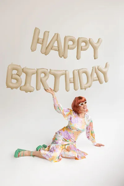 Fólia léggömb felirat Happy Birthday, 340 x 35 cm, bézs Fólia léggömb felirat Happy Birthday, 340 x 35 cm, bézs