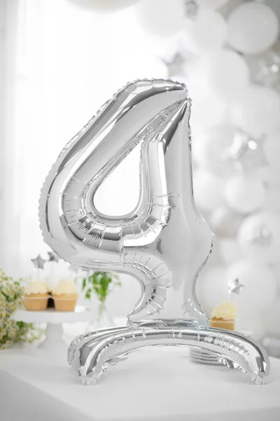 Önállóan álló fólia lufiszám 4, ezüst, 70 cm Önállóan álló fólia lufiszám 4, ezüst, 70 cm