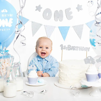 Girlanda za 1. rojstni dan – modre zastavice, 1,3 m