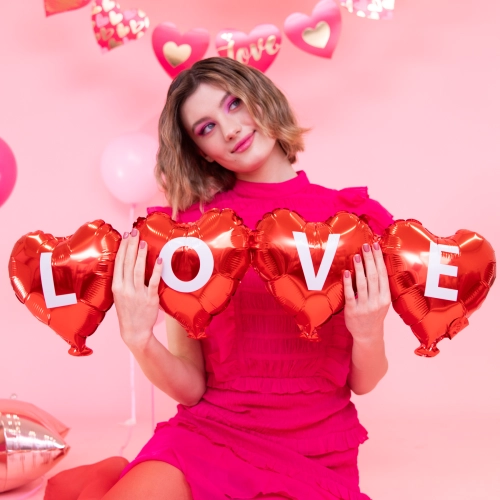 Balonski napis Love s srci, Valentinovo 101 × 27 cm