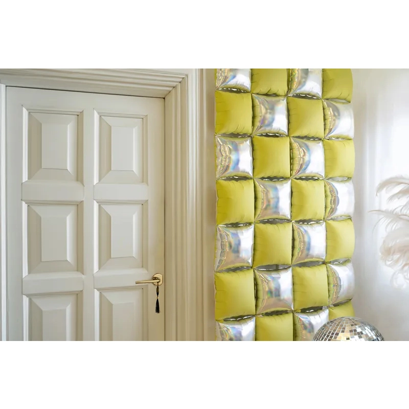 Ghirlandă de baloane pătrate din folie, față-verso, holografic-neon galben, 35x35 cm, 4 buc.