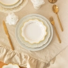 Farfurii din hârtie alb-aurii 18 cm – 6 buc.
