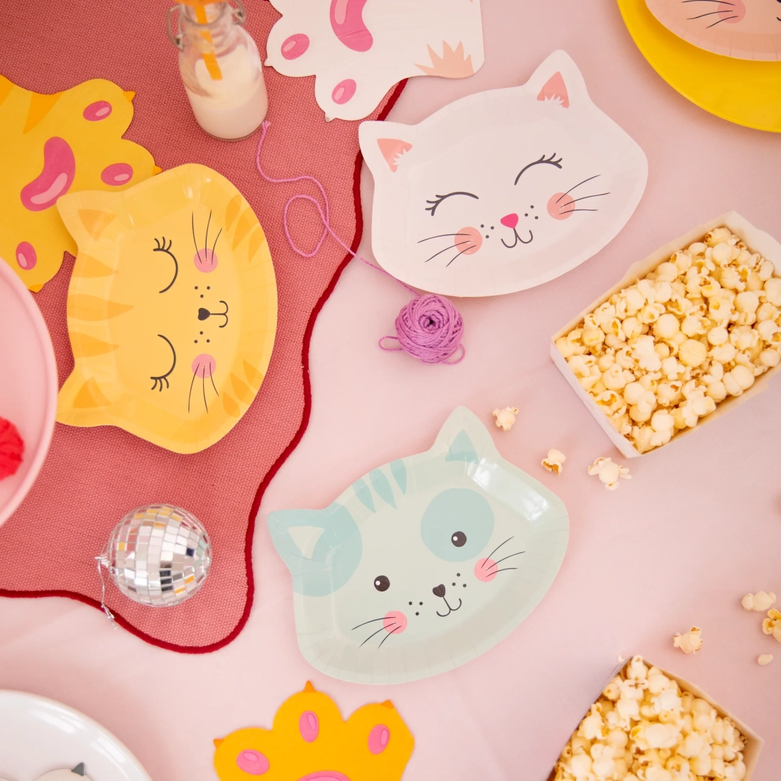 Papírtányérok Cicusok, 6 db