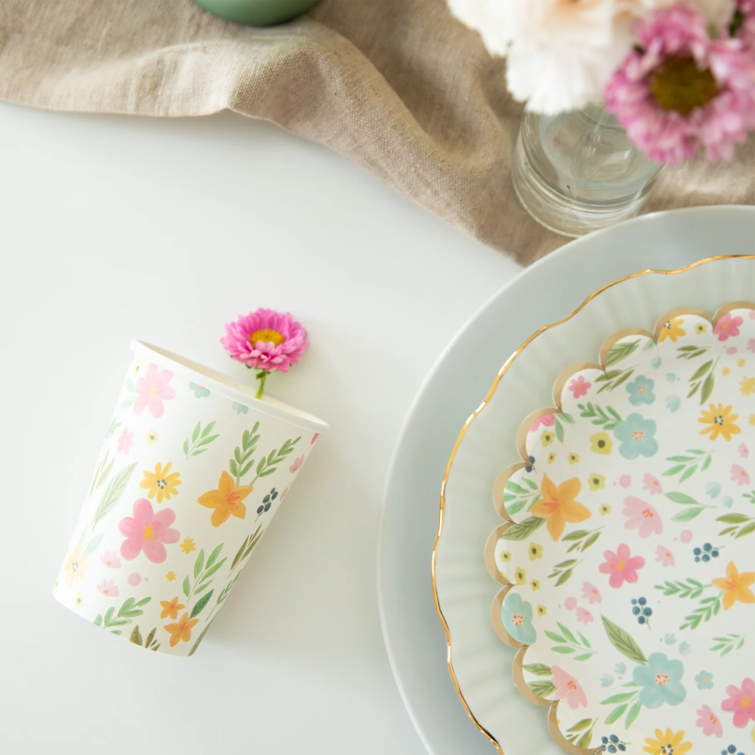 Pahare din hârtie cu flori de câmp 270 ml – set 6 buc.