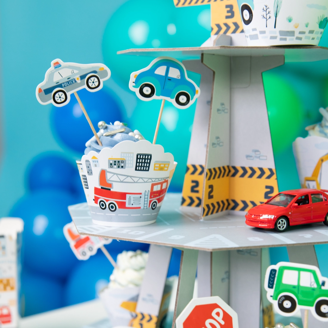 Suport din hârtie pentru cupcakes și brioșe Cars