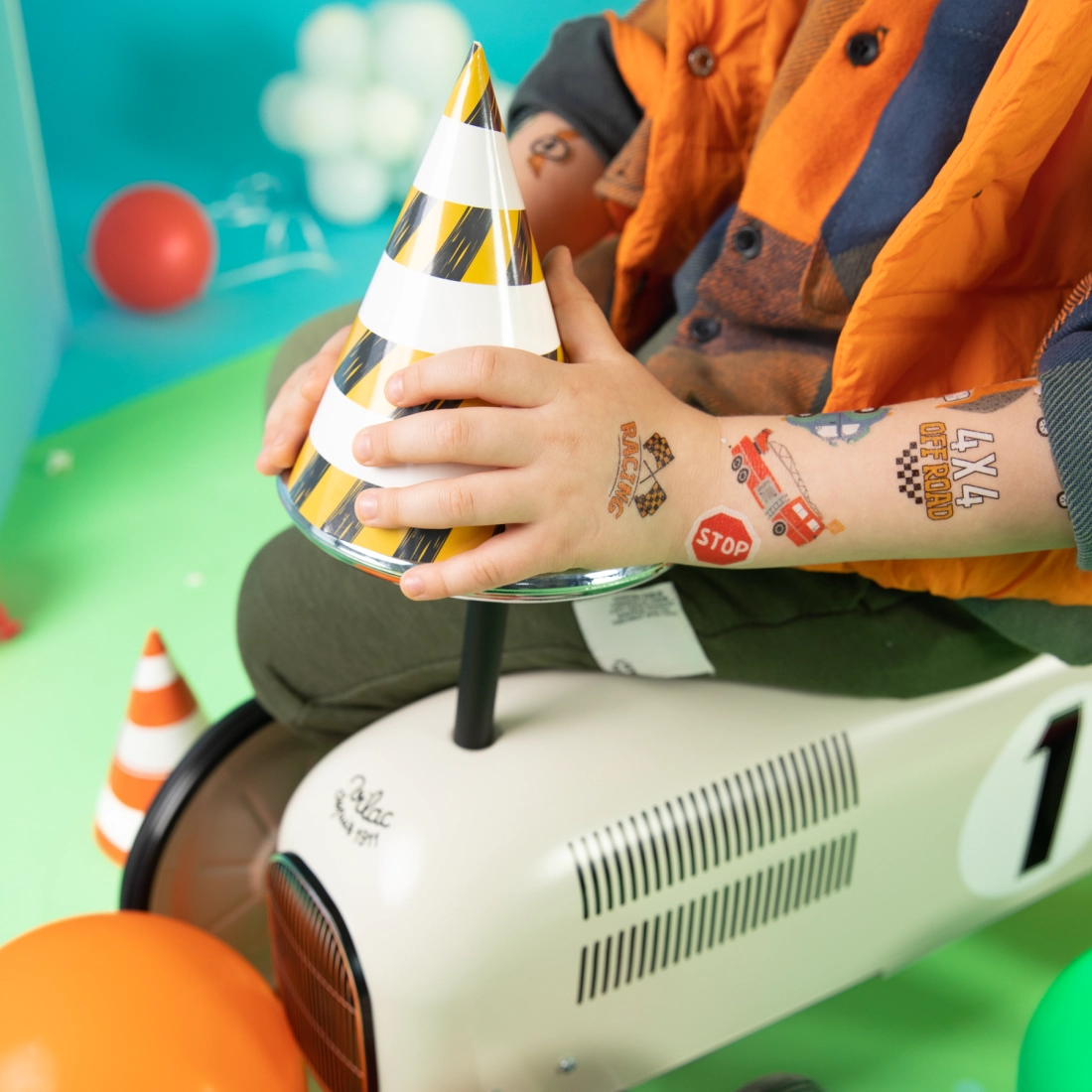 Căciuli de petrecere cu motiv Cars, 10x16 cm, set de 6 bucăți