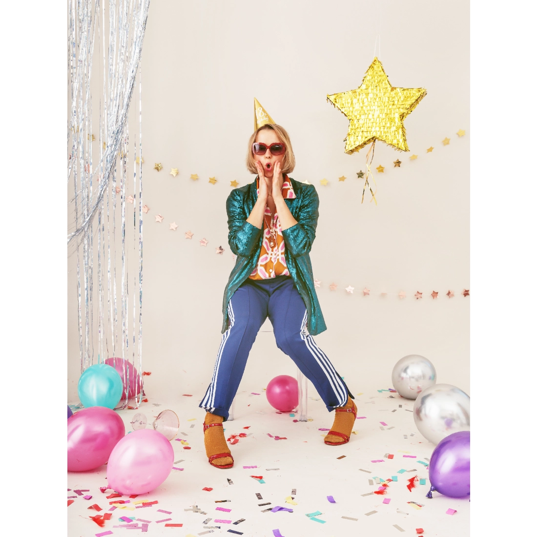 Pinata stea aurie 44,5×42,5×9 cm