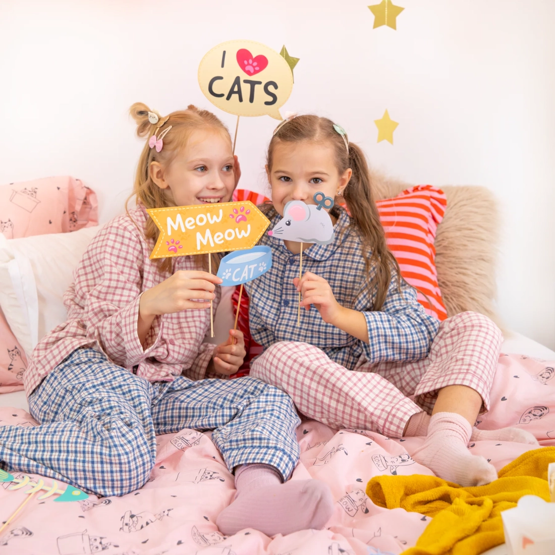 Cicás fotózási kellékek, 14 db