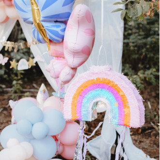 Zložljiva mavrična piñata 50 × 33 × 10 cm