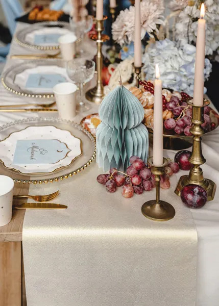 Tilen namizni tekač – zlata barva 0,36 × 3 m