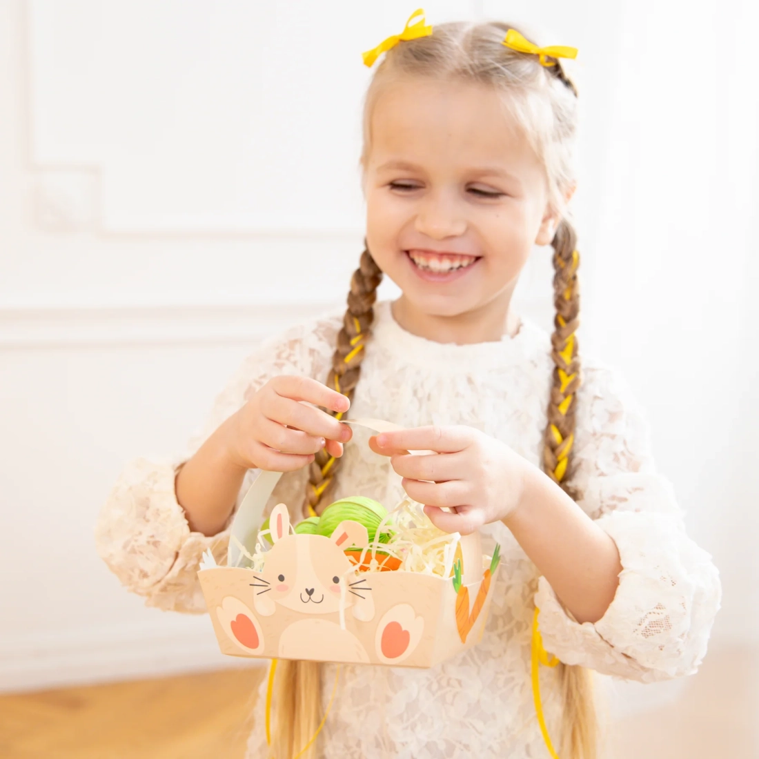 Brioșe de Paște cu puișori și iepurași, 4 buc.