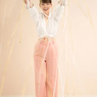 Strelne konfete – zlate in bele trakovi, 25 cm