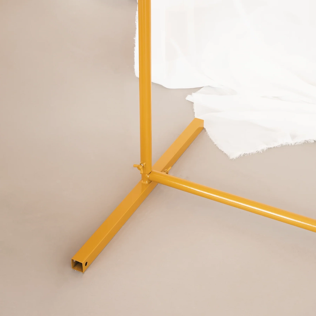 Arany téglalap alakú lufistand 160x210 cm